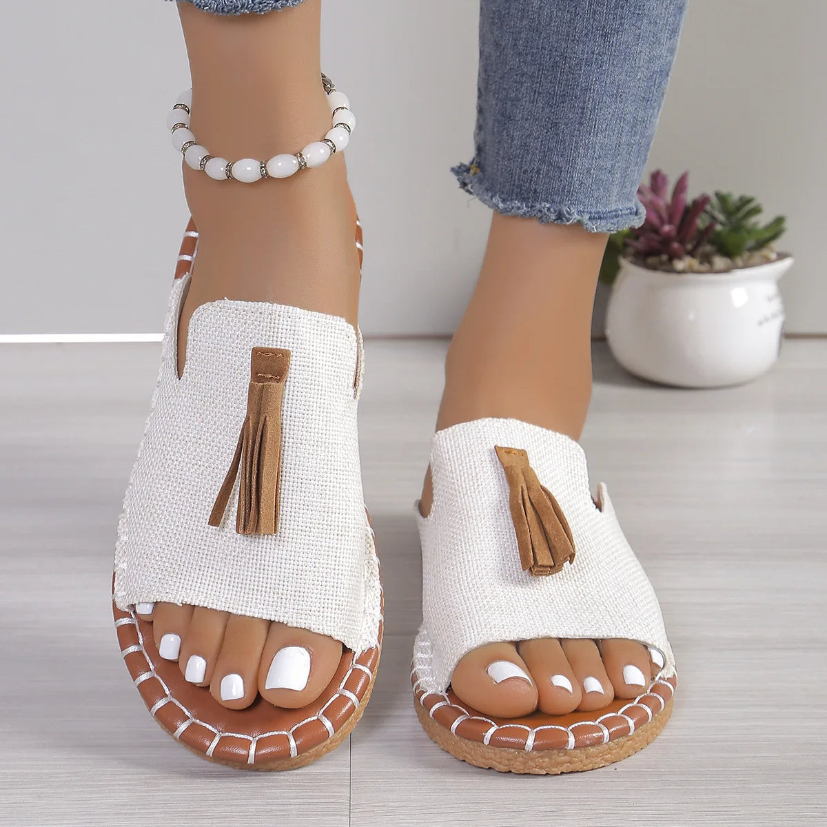 Nouvelles sandales à plat pour femmes au design unique